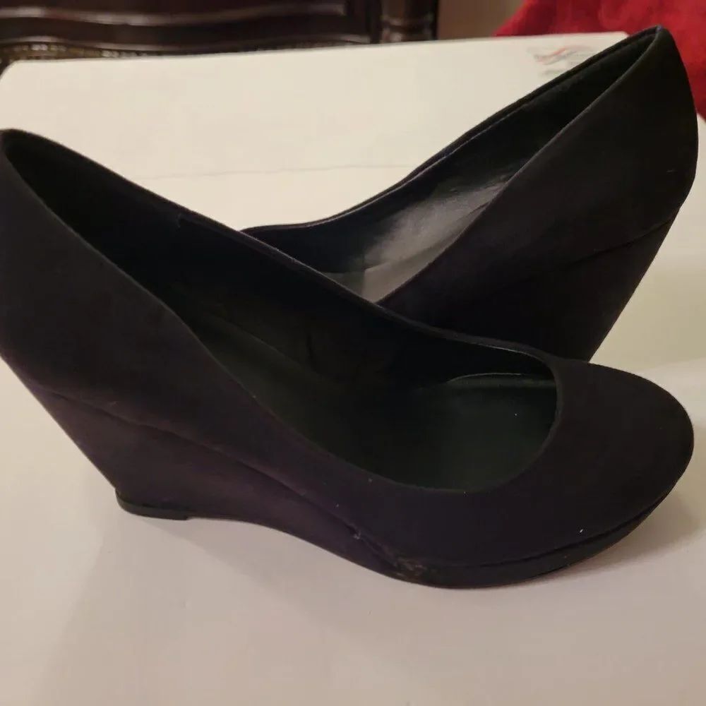 APT 9 WEDGE SHOES